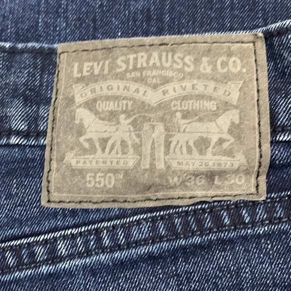Levi’s 550 DarkWash Stretch Factory Faded Loose Fit Jeans size 36 - Picture 4 of 11